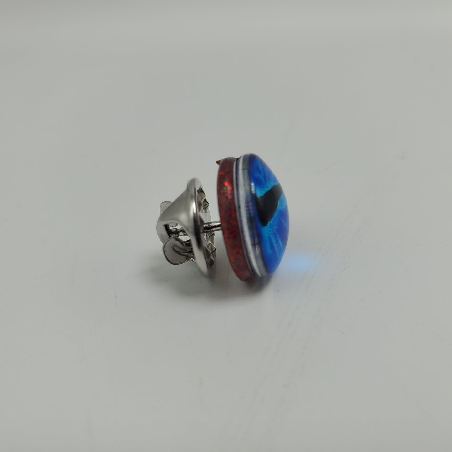 Blue Eye Pin V2
